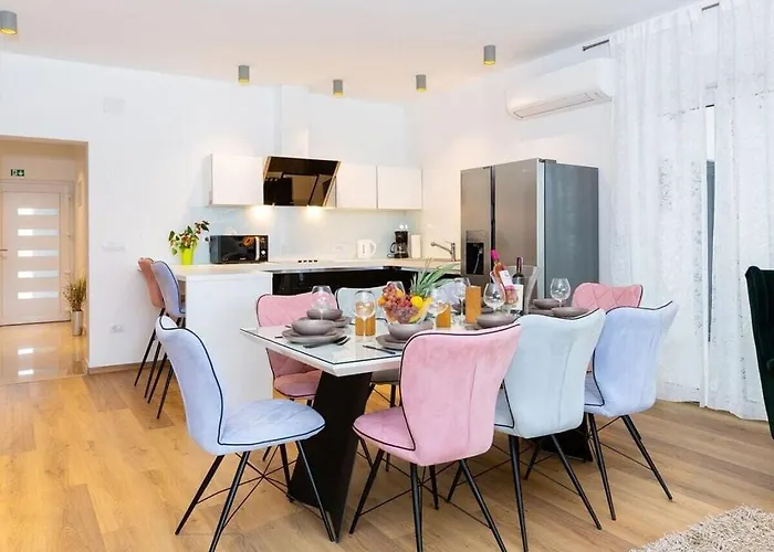 Villa Luna & Pia Comfortable Pula