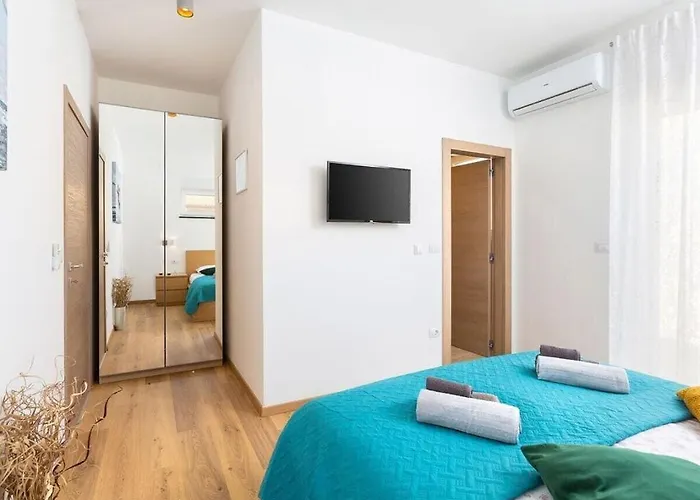 Luna & Pia Comfortable *